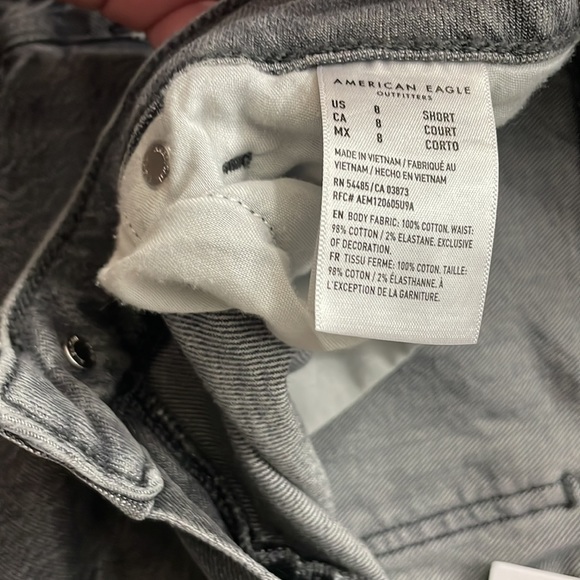 american eagle mom jeans size 8!! - Picture 3 of 4